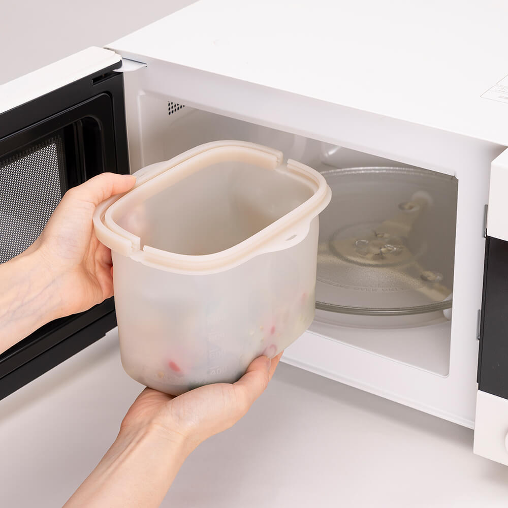 ベージュグレー