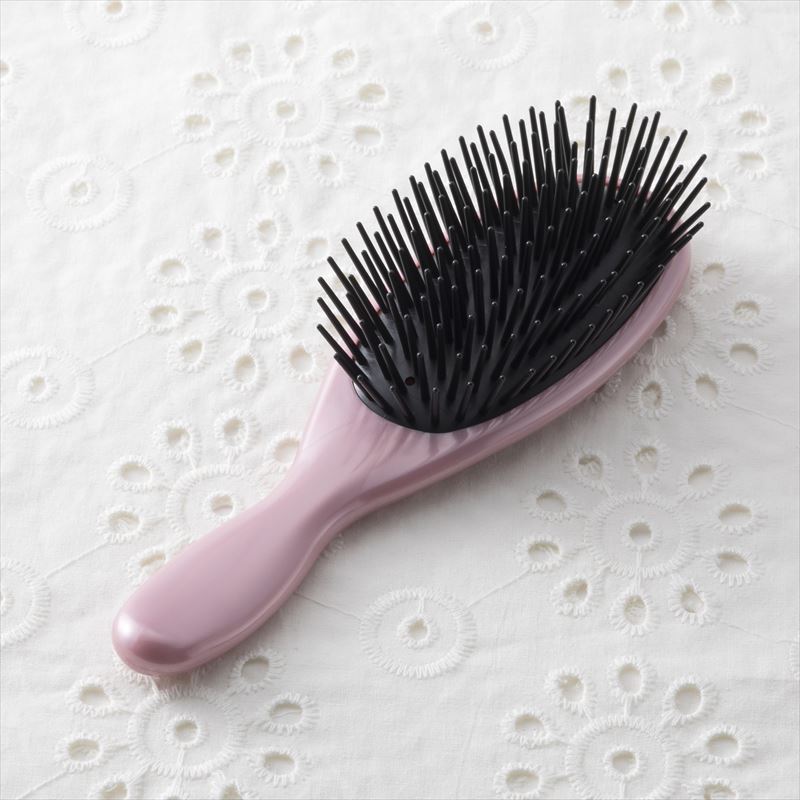 ポリヘアブラシ(髪と頭皮に心地よいブラシ)