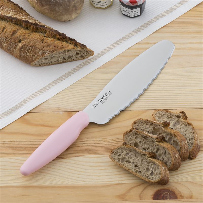 【ブラックフライデー特別価格】トマトも切れる新感覚の波刃包丁 150mm