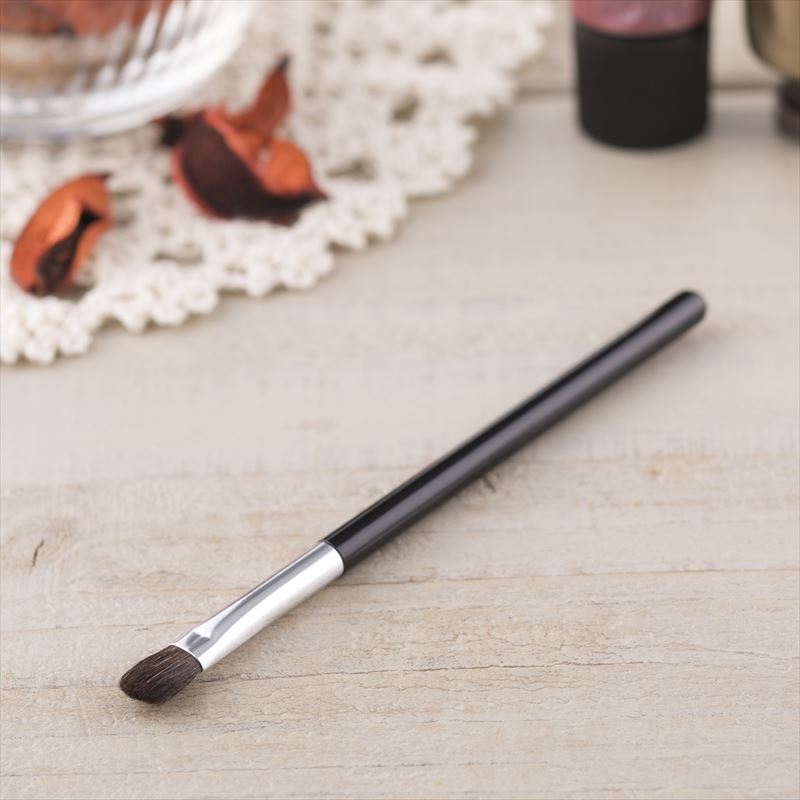 【ブラックフライデー特別価格】ＣＵ　アイシャド－ブラシＭ