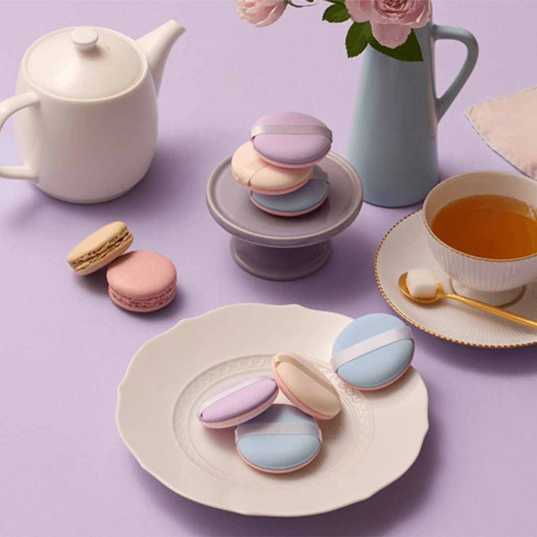 マルチファンデーションに使える ふわふわの「マカロンみたいなパフ」