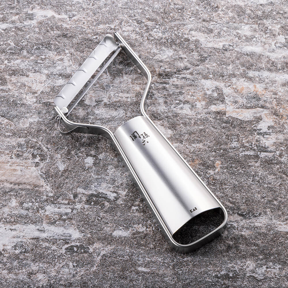 関孫六 オールステンレス 鋭角ピーラー 極刃